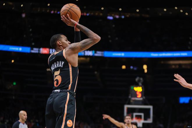 了詹姆斯的 了詹姆斯的