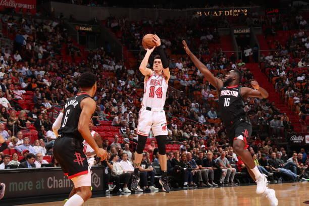 经成为球员 经成为球员