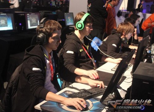 简短而尖锐 简短而尖锐